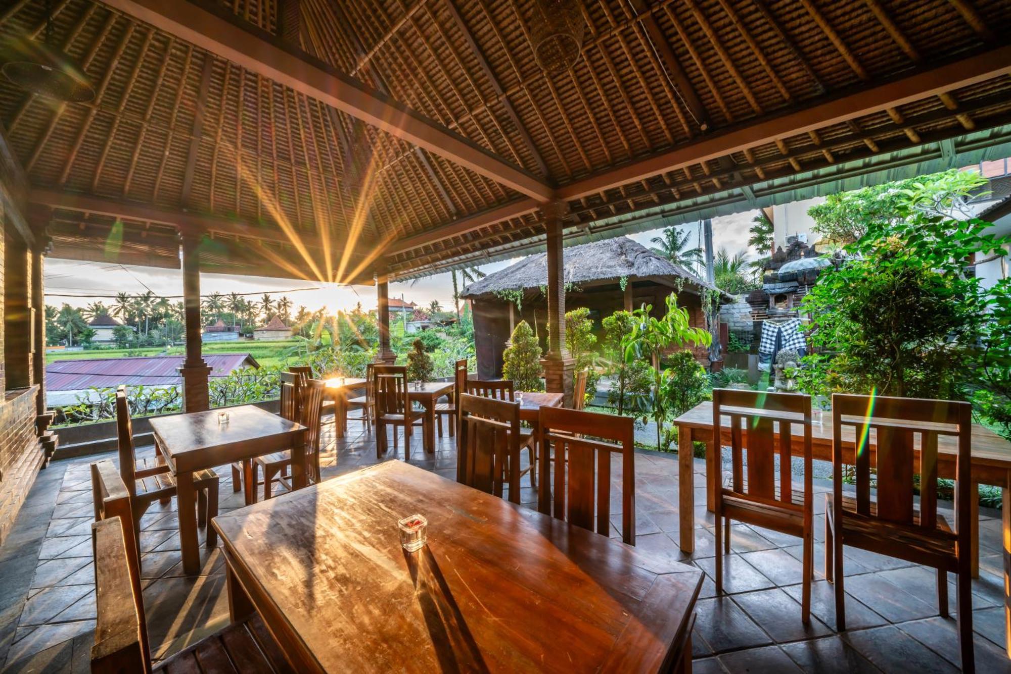 Отель Uma Ubud Экстерьер фото