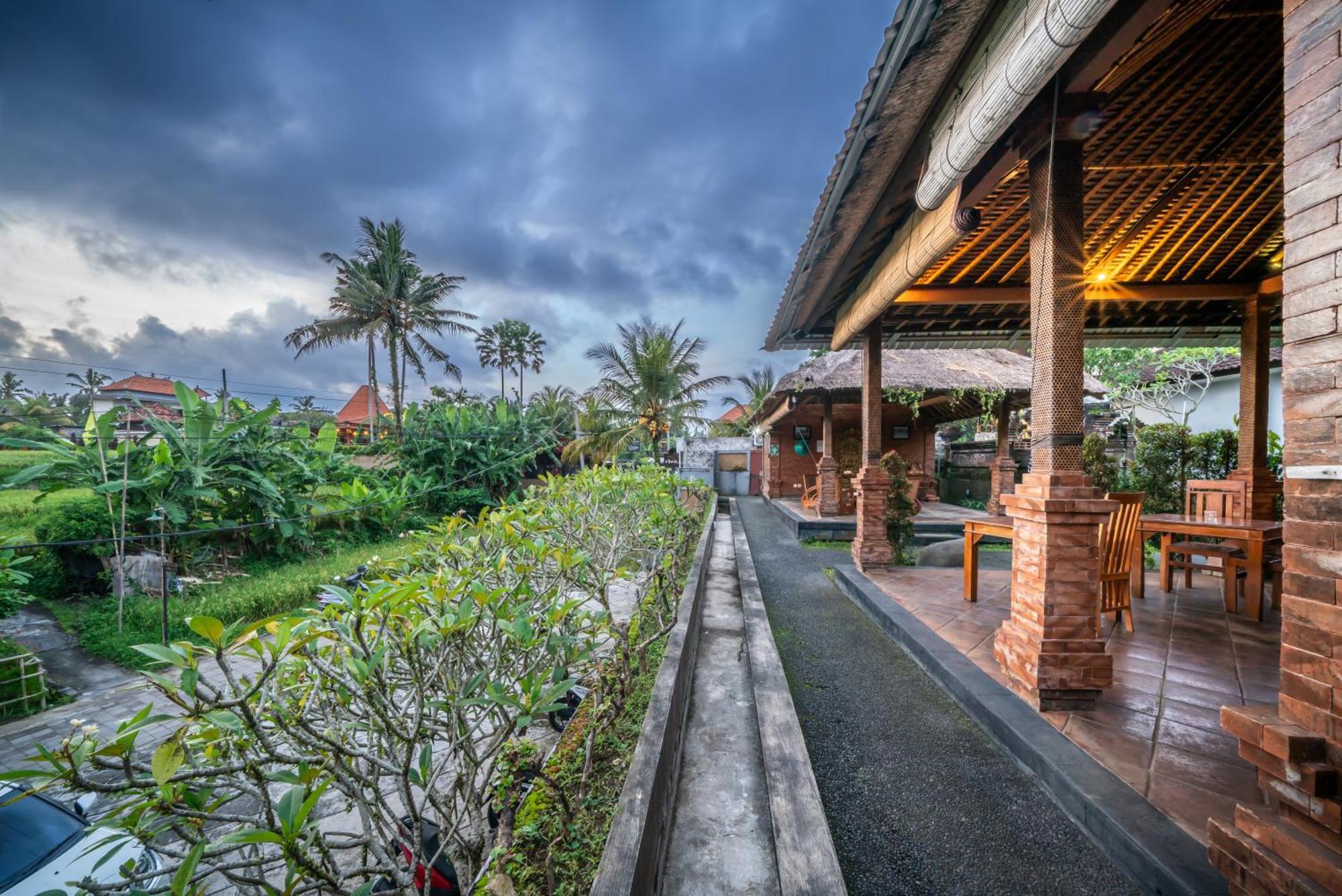 Отель Uma Ubud Экстерьер фото