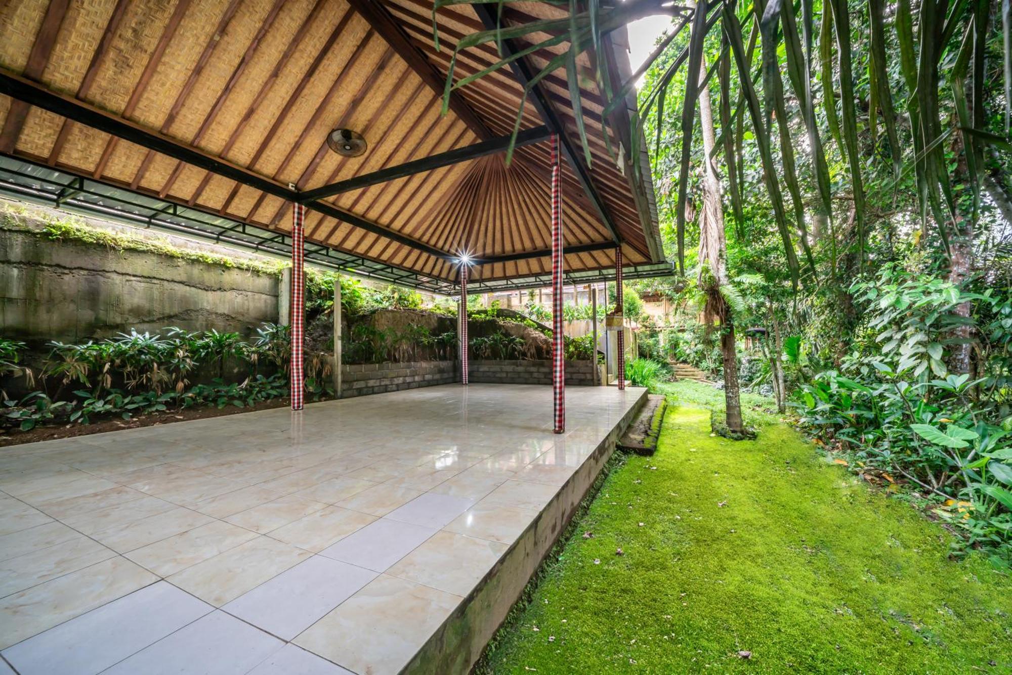 Отель Uma Ubud Экстерьер фото